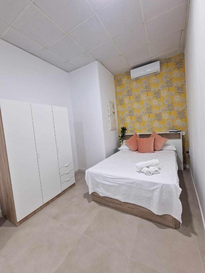 Moderno Apartamento 4 En Calle Marmoles Malaga Bagian luar foto